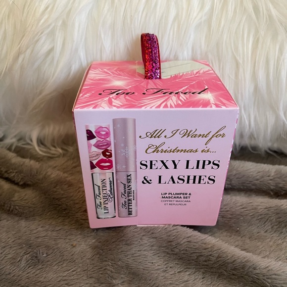 Too Faced set